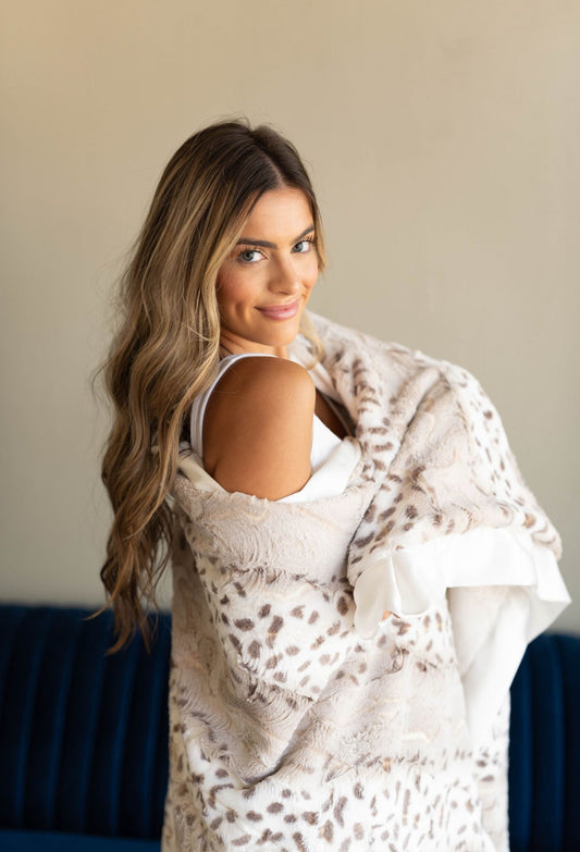 Adult Luxe | Snowcat Ivory Blanket