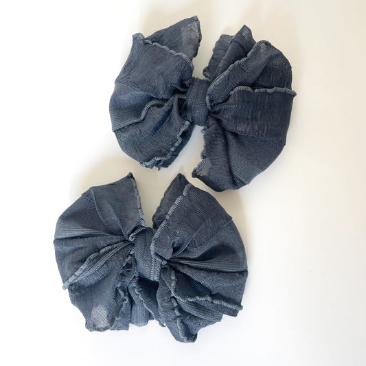 Dark Grey | Ruffle Clip
