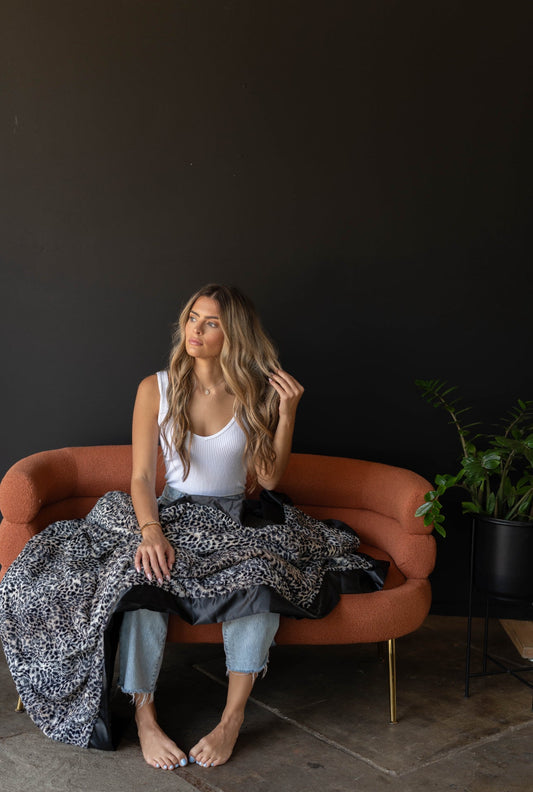 Adult Luxe | Black Cheetah Blanket