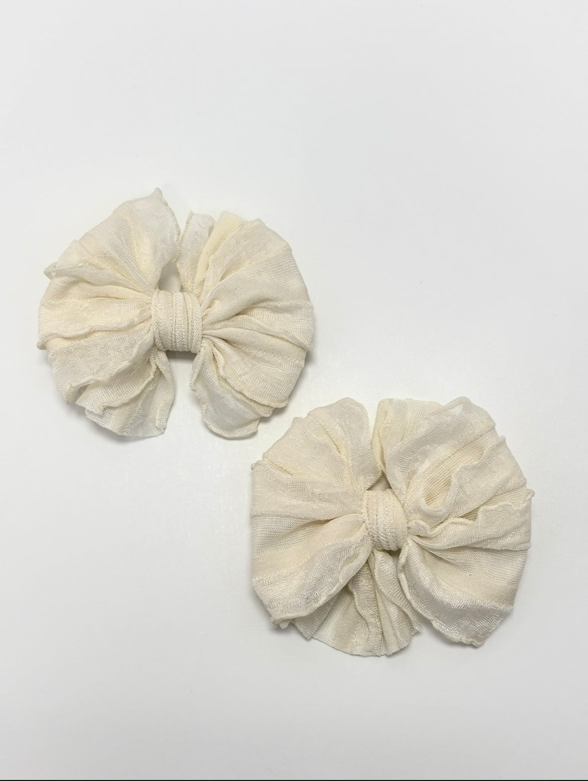 Ruffle Clip | Ivory