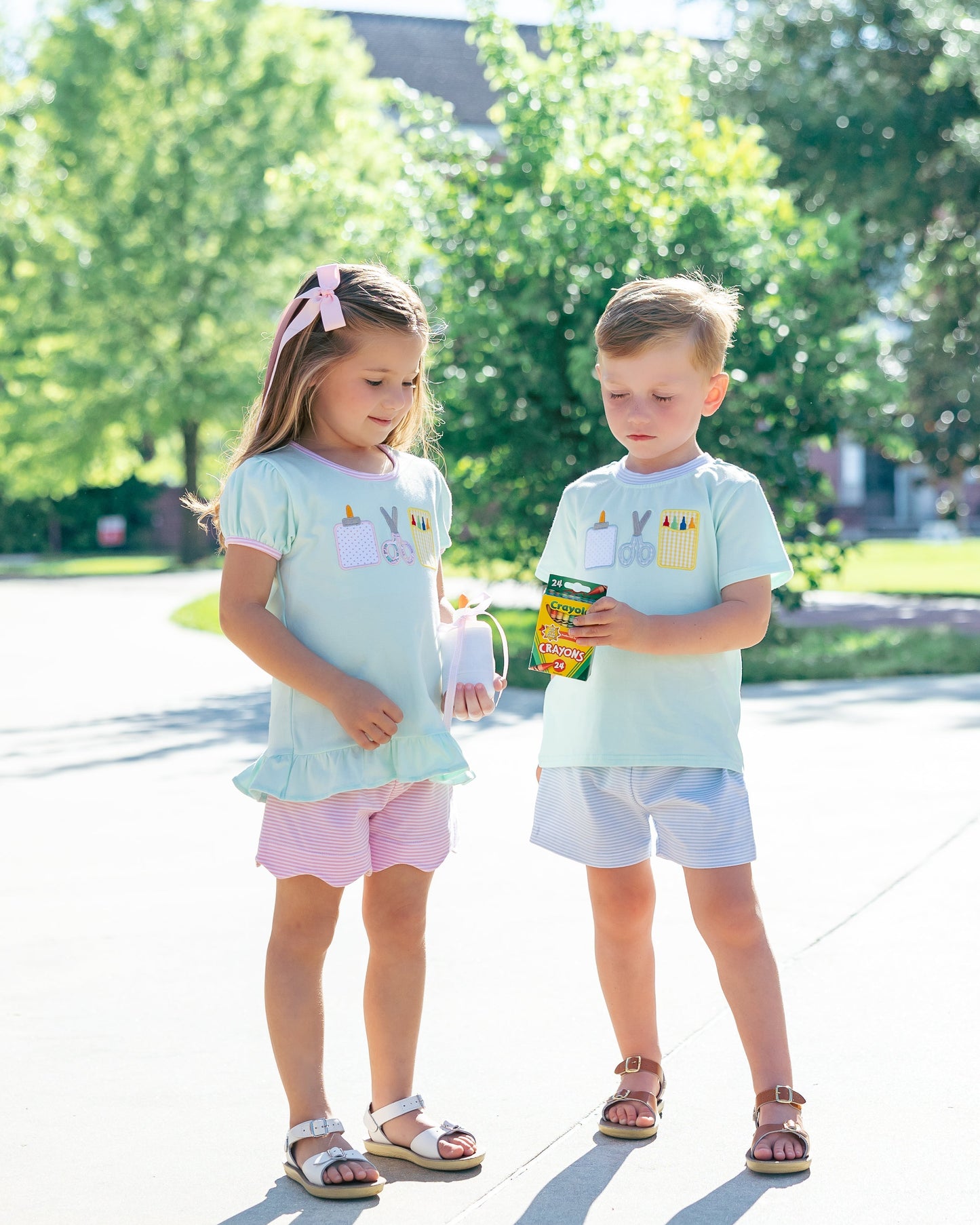 Ready, Set, Learn Scallop Short Set