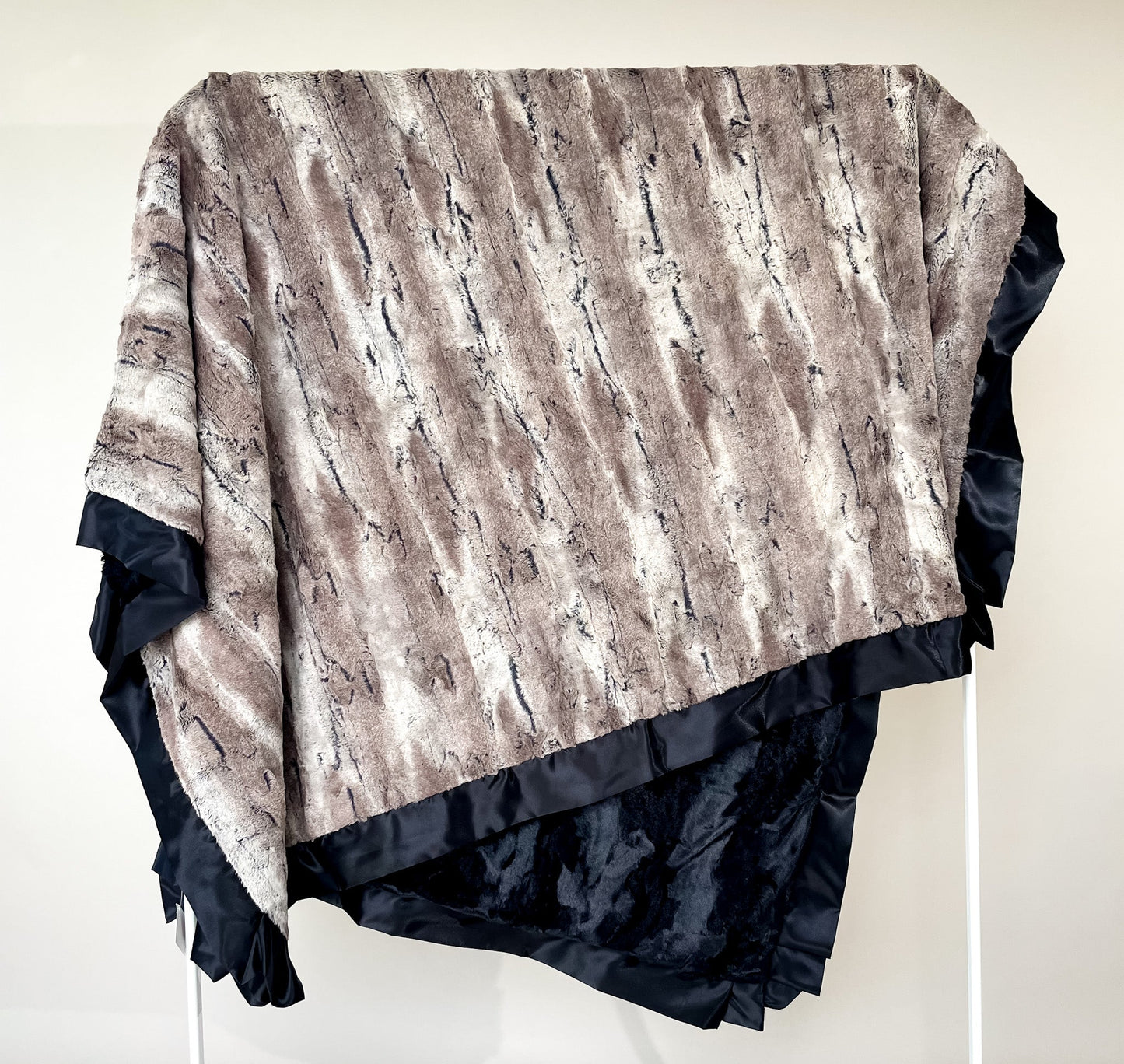 Adult Luxe | Foxy Blanket