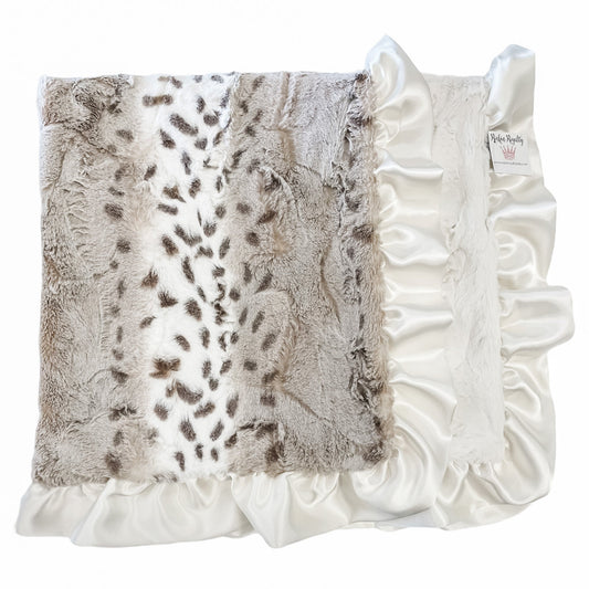 Snowcat Ivory | Luxe Cuddle Blanket