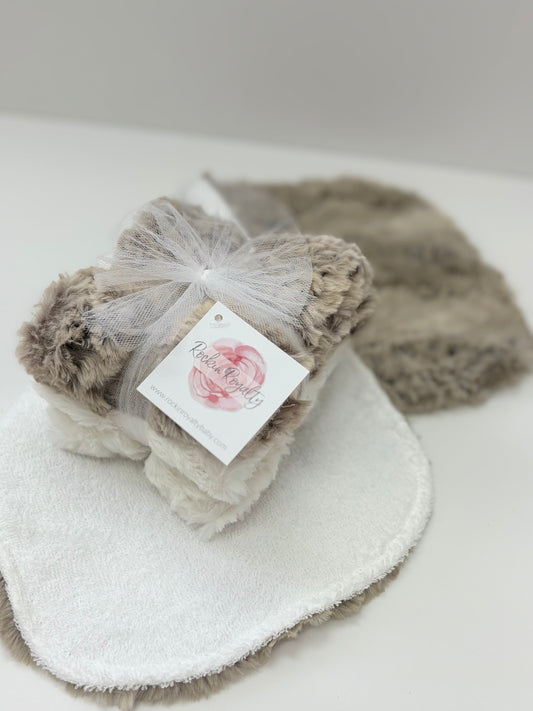 Peter Rabbit | Luxe Baby Burp Cloth Set of 2